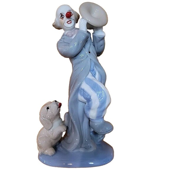 Other - Porcelain Smiling Circus Clown And Dog Figurine 8.75" Tall 4.25" Wide Blue White